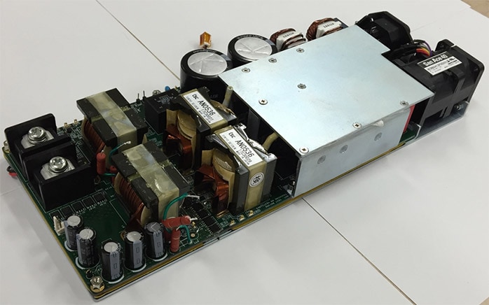 Features of 1.6kW, 80Plus Platinum class, high efficiency server AC-DC power supply .